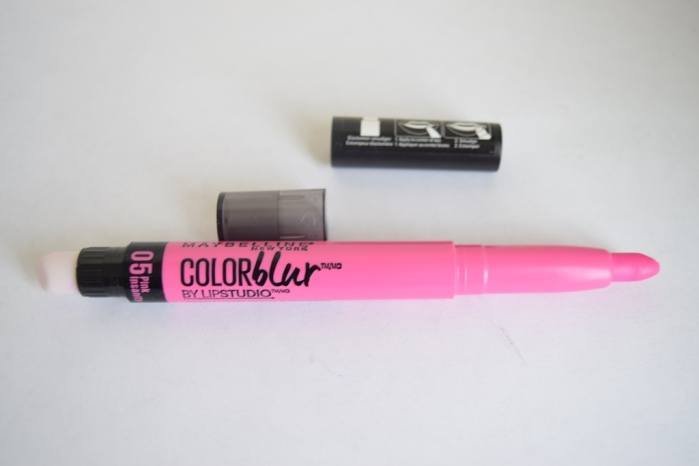 Labial Maybelline Color Blur 05