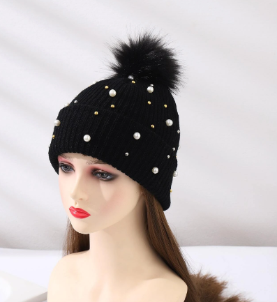 Gorro con perla artificial &amp; con diseño de pompón